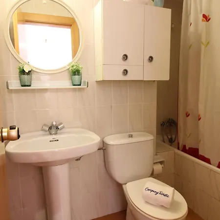 公寓 Centrico Con Terraza Y Acceso Cercano A La Playa, Bares Y Mercado En - Es-228-181